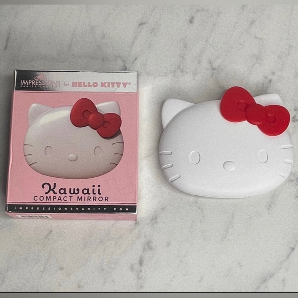 Impressions Hello Kitty Compact Mirror